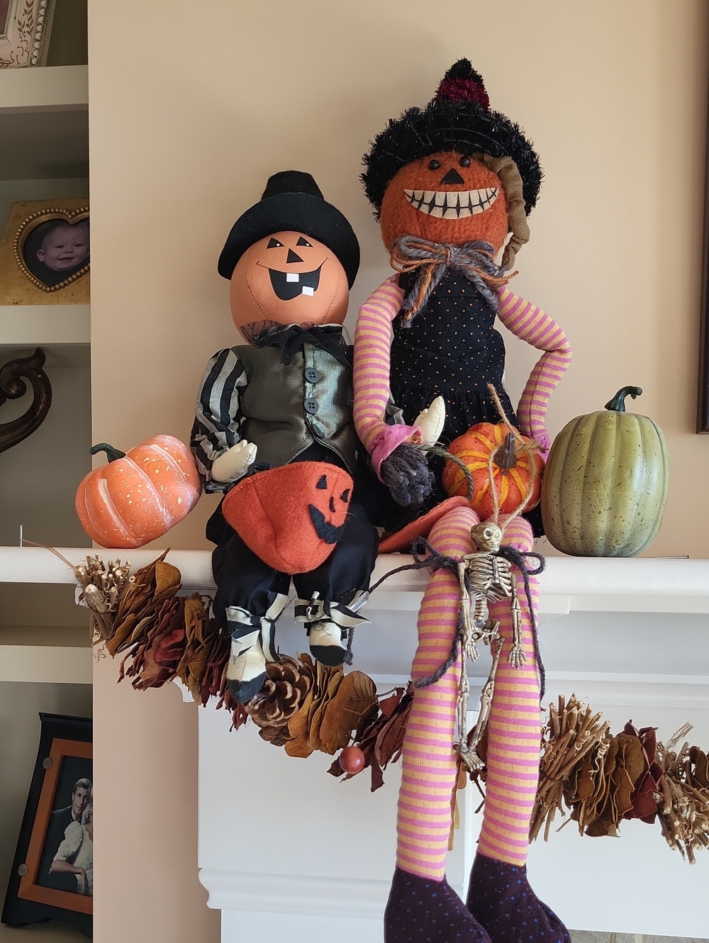 Halloween Pumpkin Couple Plush Décor - Orange and Black